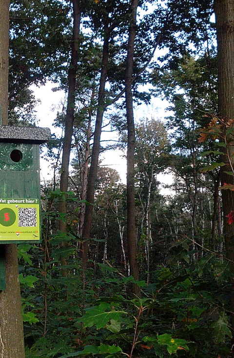 Nestkast met QR code